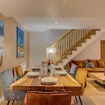 Apartment Biolay, Alpes Agency, Central Chamonix, Sleeps 6