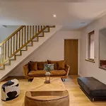 Apartment Biolay, Alpes Agency, Central Chamonix, Sleeps 6 Appartement Chamonix