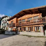 Apartment Biolay, Alpes Agency, Central Chamonix, Sleeps 6 Appartement