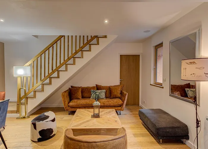 Apartment Biolay, Alpes Agency, Central Chamonix, Sleeps 6 Chamonix