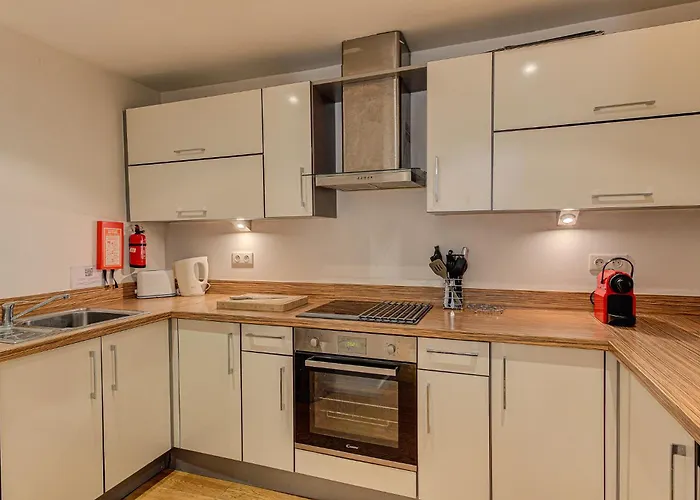 Apartment Biolay, Alpes Agency, Central Chamonix, Sleeps 6 Апартаменты Шамони