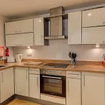 Apartment Biolay, Alpes Agency, Central Chamonix, Sleeps 6 Apartment Chamonix