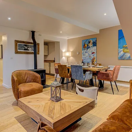 Apartment Biolay, Alpes Agency, Central Chamonix, Sleeps 6 Chamonix