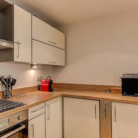 Апартаменты Biolay - Alpes Travel - - Sleeps 6 *