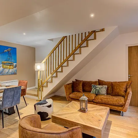 Apartment Apartment Biolay, Alpes Agency, Central Chamonix, Sleeps 6