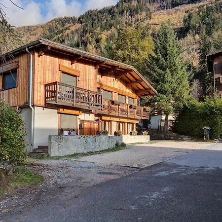 Apartment Biolay - Alpes Travel - - Sleeps 6 Chamonix